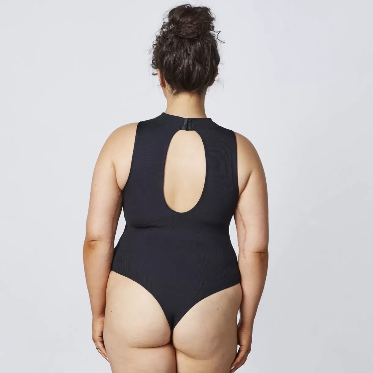 Body | Poitrine Généreuse (bonnets E, F Et G)<ISA BODY NOIR