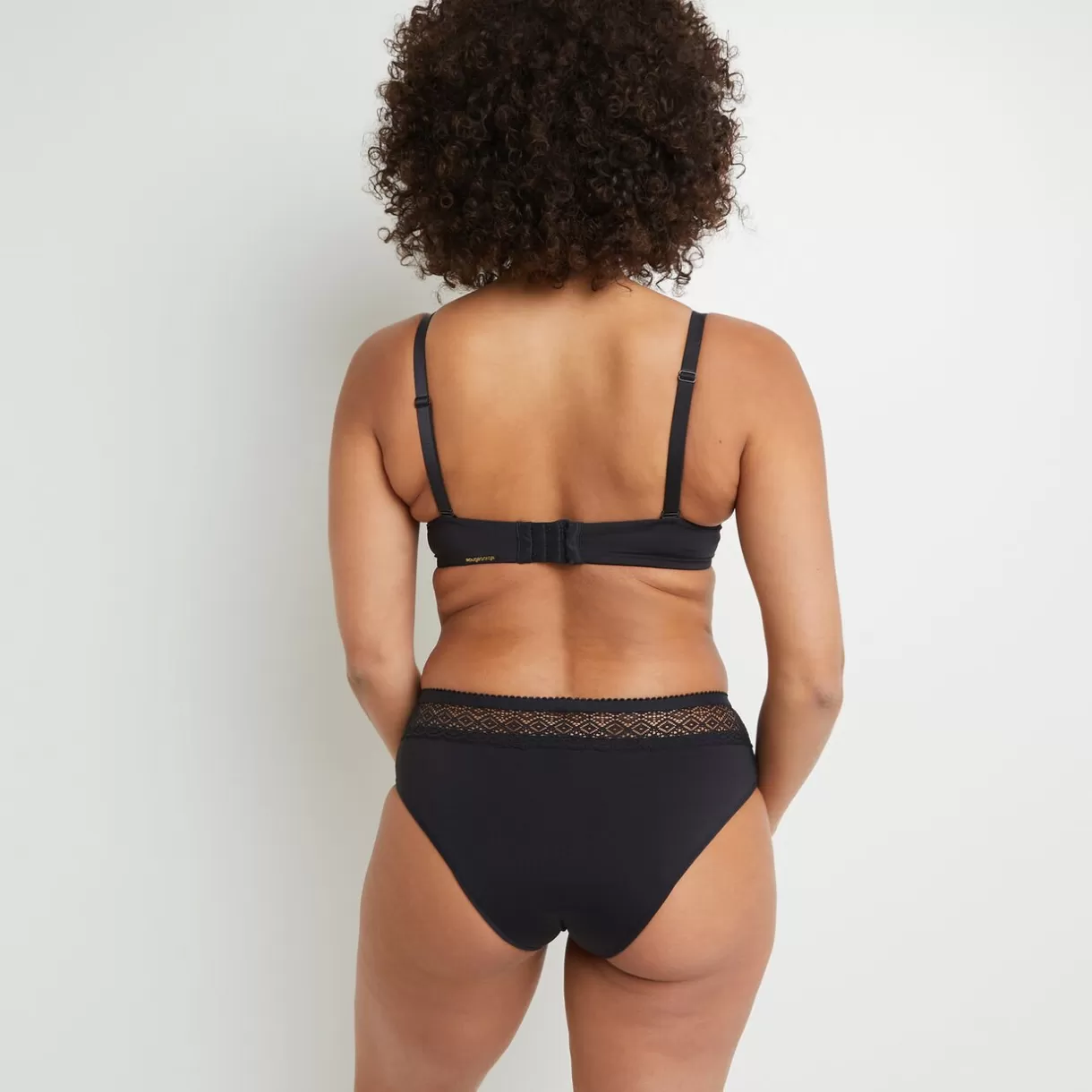 Culottes Menstruelles | Shorty / Shorty-string<BIZZ SHORTY MENSTRUEL FLUX ABONDANT NOIR