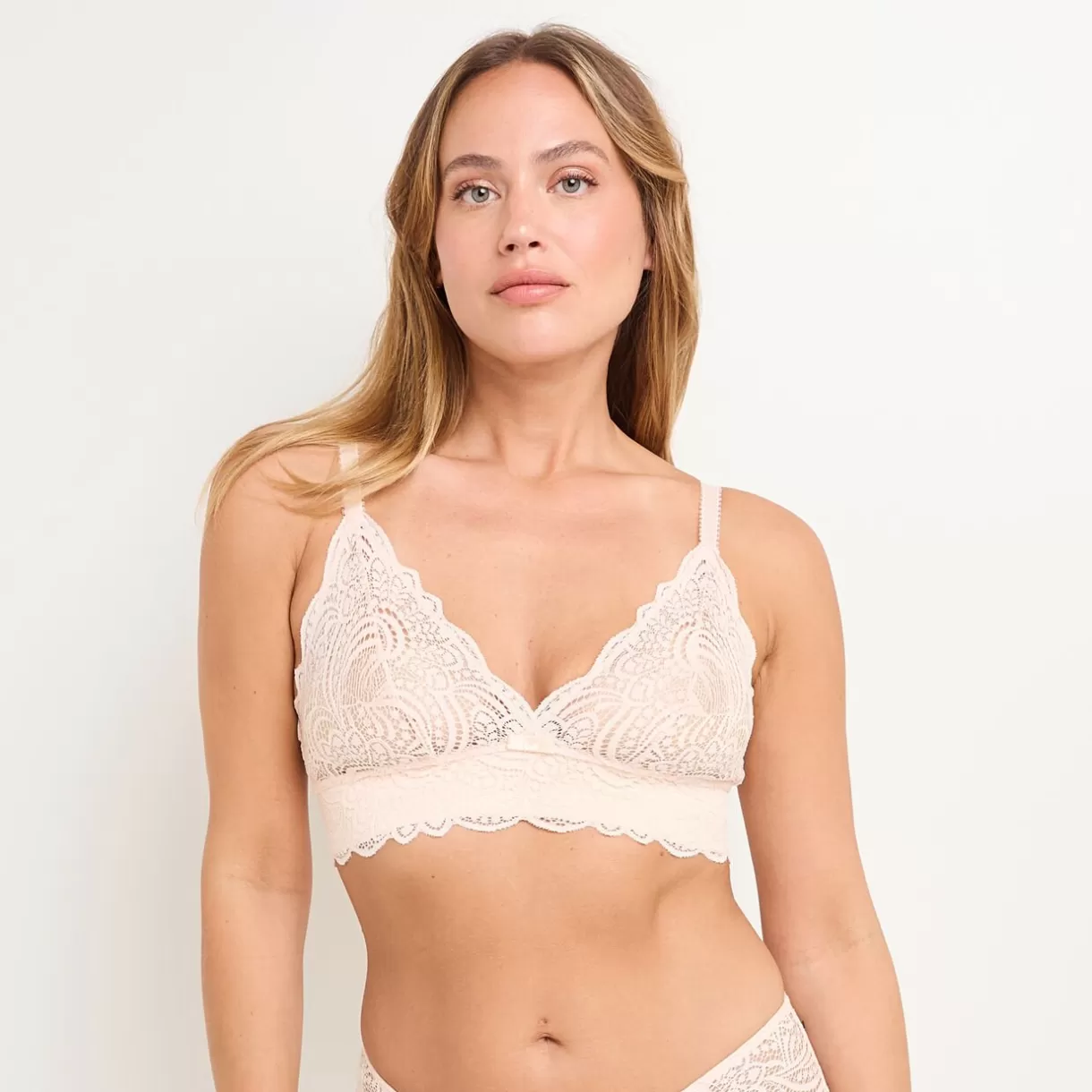 Soutien-gorge Sans-armatures / Triangle<DENTELLE SOUTIEN-GORGE AMPLI FOULARD POUDRE