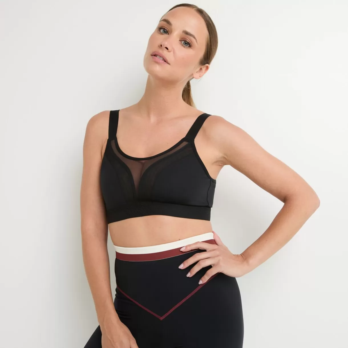 Soutien-gorge Sans-armatures / Triangle<FARO SOUTIEN-GORGE BRASSIERE SPORT NOIR