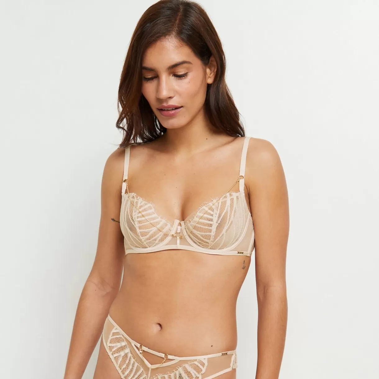 Soutiens-gorge & Bodys Sexy | Poitrine Généreuse (bonnets E, F Et G)<DAVINA SOUTIEN-GORGE CORBEILLE DENTELLE ECRU