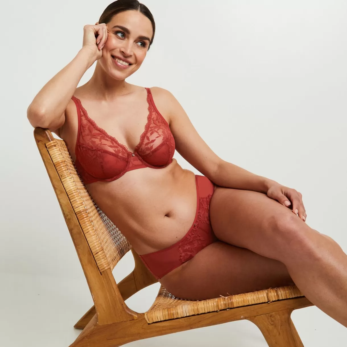 Soutien-gorge Ampliforme / Foulard | Poitrine Généreuse (bonnets E, F Et G)<FLORENCE SOUTIEN-GORGE FOULARD BORDEAUX