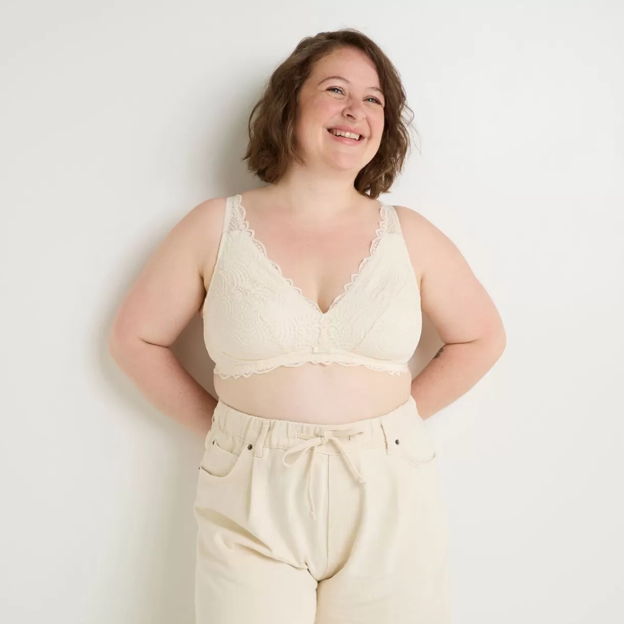 Soutien-gorge Sans-armatures / Triangle | Poitrine Généreuse (bonnets E, F Et G)<DENTELLE SOUTIEN-GORGE POST-OPERATOIRE ECRU