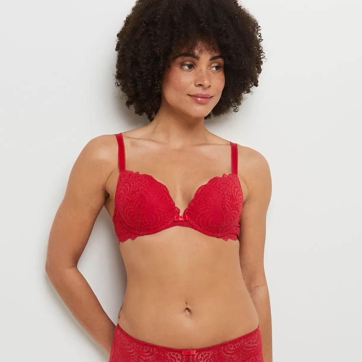 Soutien-gorge Push-up<DENTELLE SOUTIEN-GORGE PUSH UP ROUGE