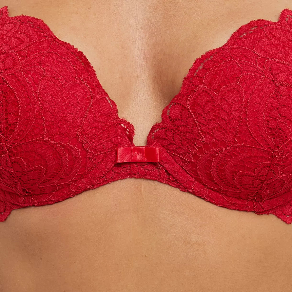 soutiengorge_push_up_dentelle_rouge_2.webp Soutien-gorge Push-up<DENTELLE SOUTIEN-GORGE PUSH UP ROUGE