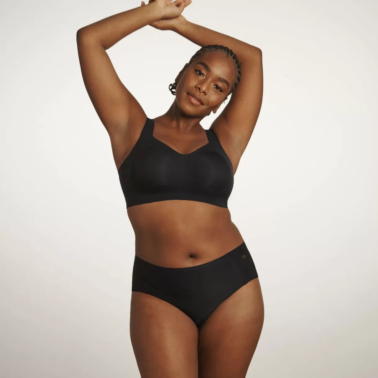 Soutien-gorge Sans-armatures / Triangle | Poitrine Généreuse (bonnets E, F Et G)<BEYOND SOUTIEN-GORGE SANS ARMATURES NOIR