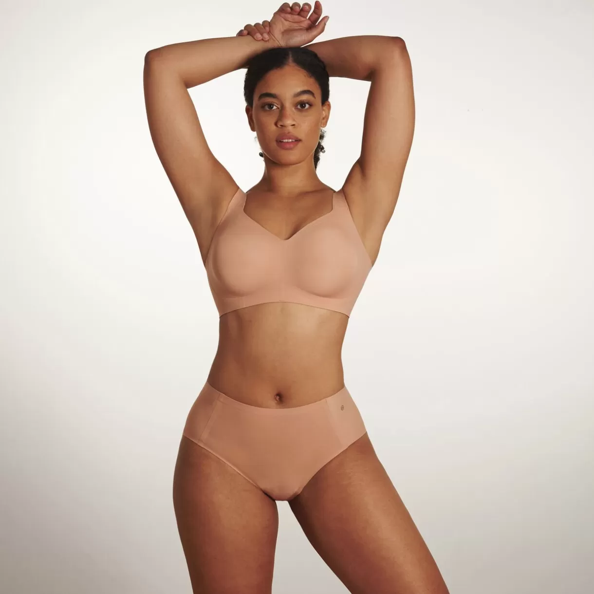 Soutien-gorge Sans-armatures / Triangle | Poitrine Généreuse (bonnets E, F Et G)<BEYOND SOUTIEN-GORGE SANS ARMATURES POUDRE