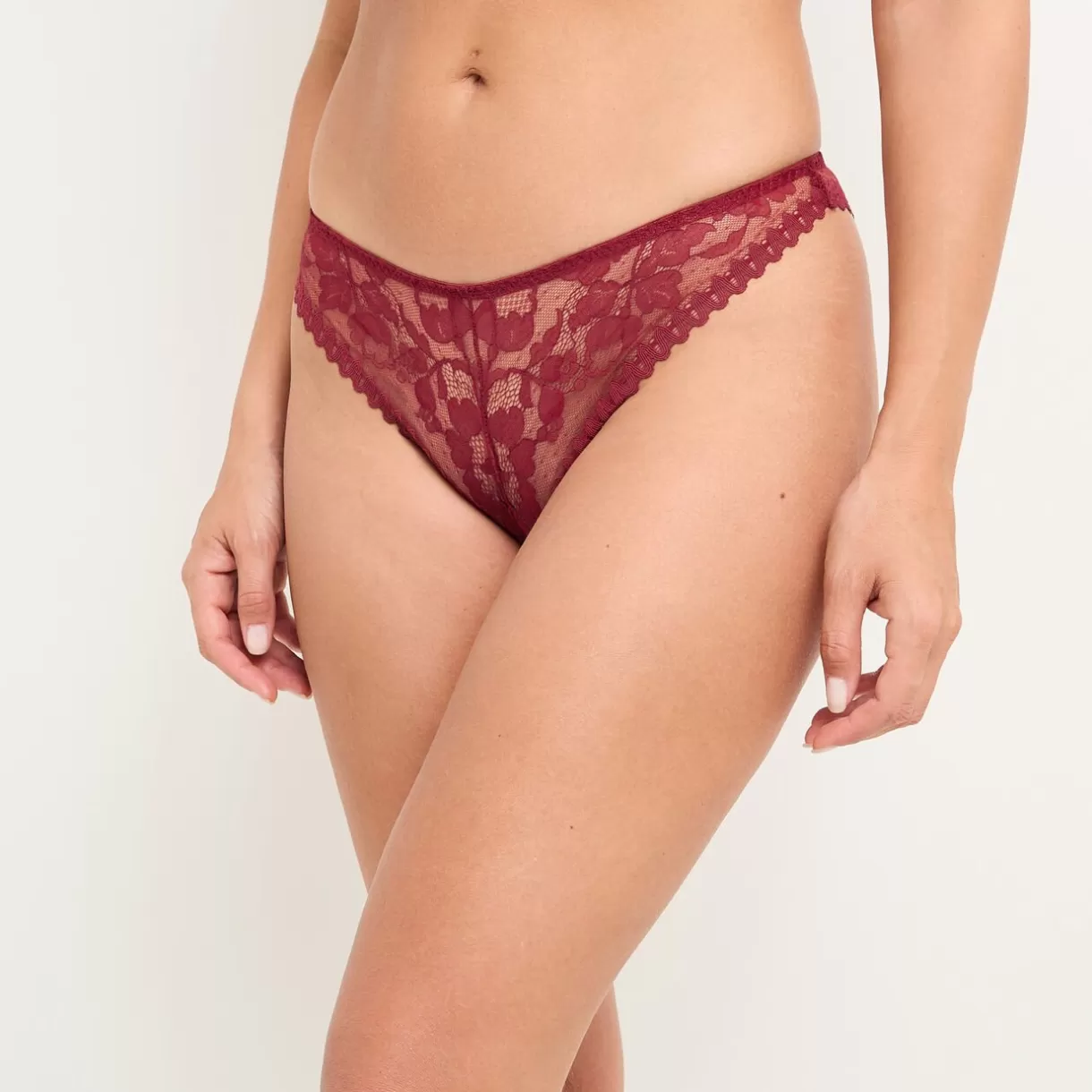 Culottes, Serre-tailles Sexy | Tanga<MARTINE TANGA DENTELLE ROUGE